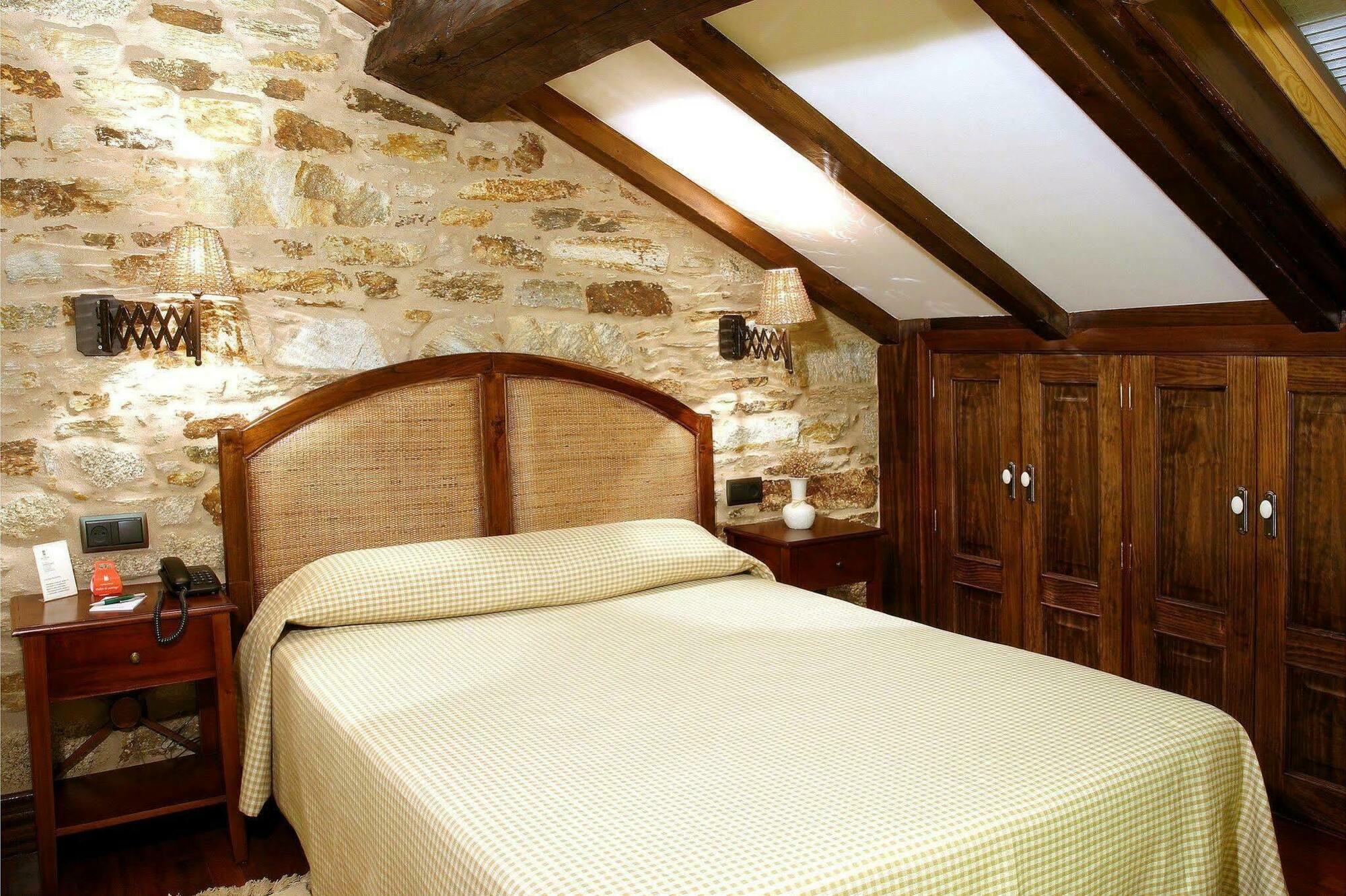 Hotel Rua Villar ซานติอาโก เด กอมโปสเตลา ห้อง รูปภาพ